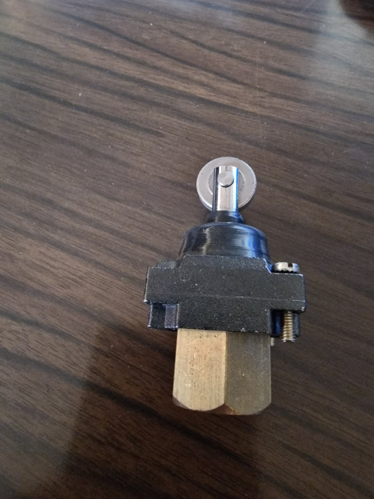 114FCTR ROLLER LIMIT SWITCH HEAD