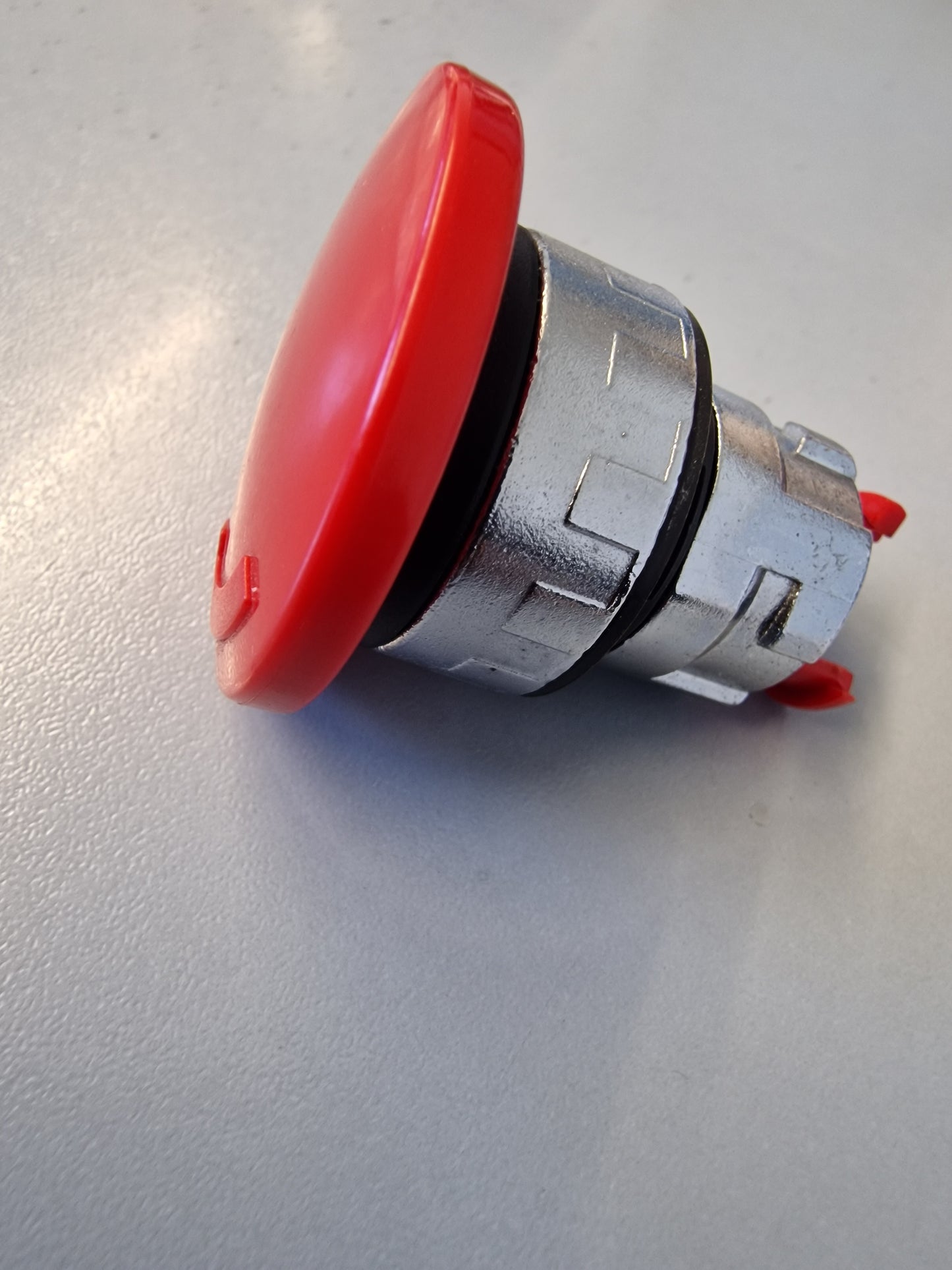 PULSANTE INSTABILE A FUNGO OSCILLANTE D.40MM BRETER ROSSO